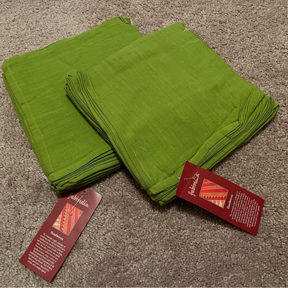 12 Green Napkins